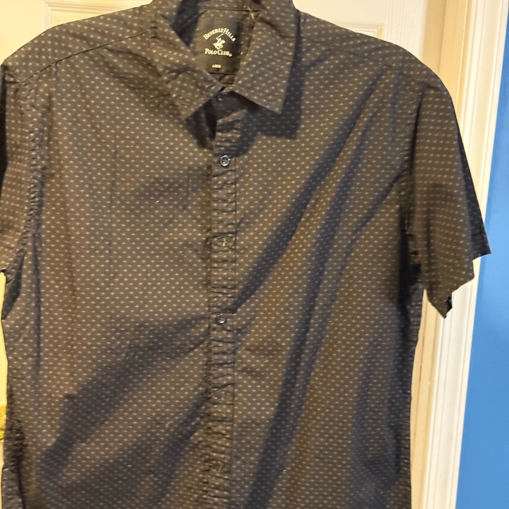 Beverly Hills Polo Club Dark Gray Patterned Shirt. Size L